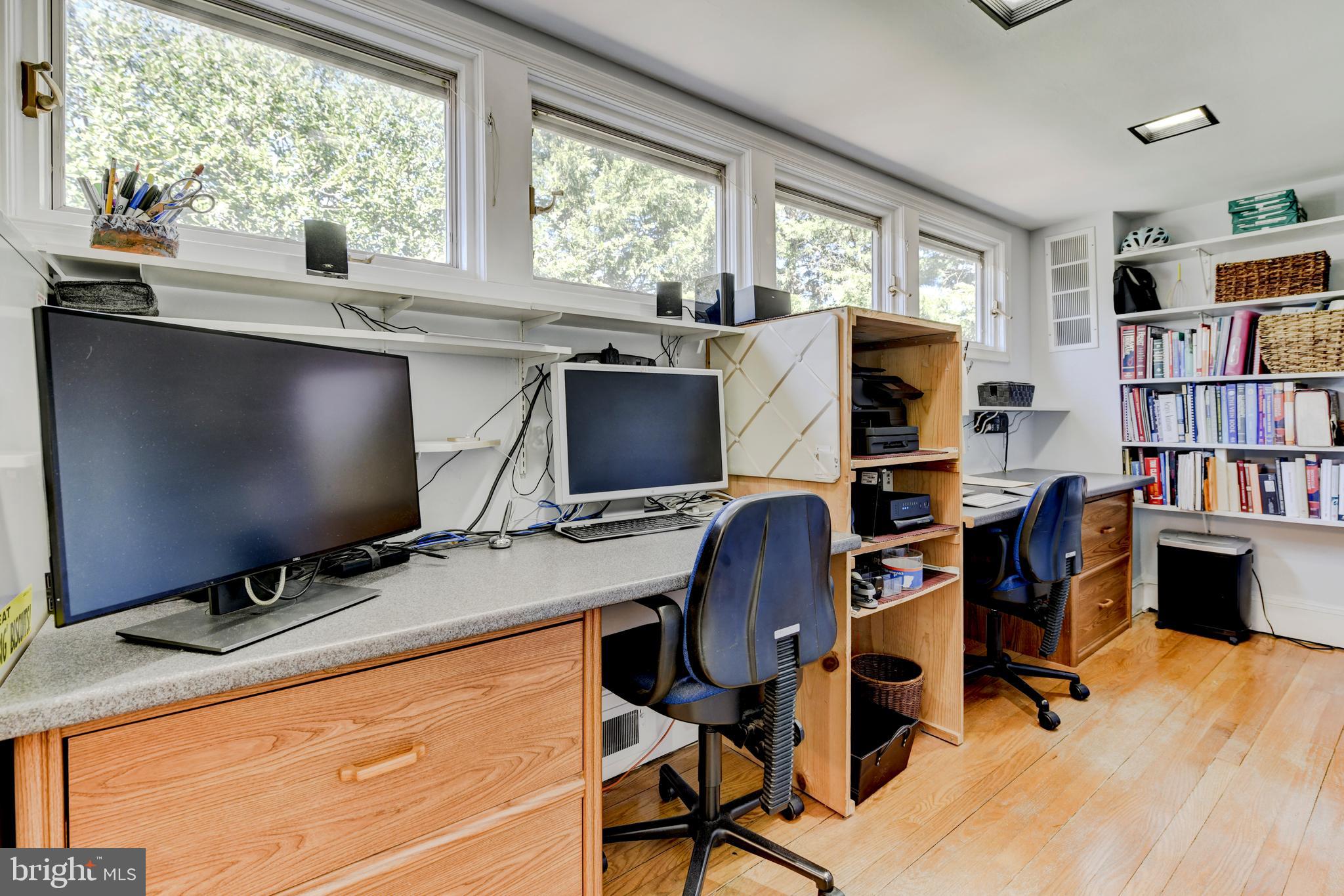 4545 South Chelsea Lane Bethesda, MD 20814 - Photo 16 of 32 2nd floor changing room/office