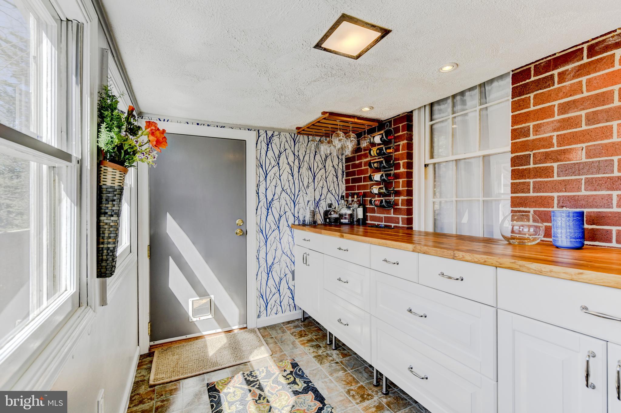 4545 South Chelsea Lane Bethesda, MD 20814 - Photo 10 of 32 Pantry with exit to deck