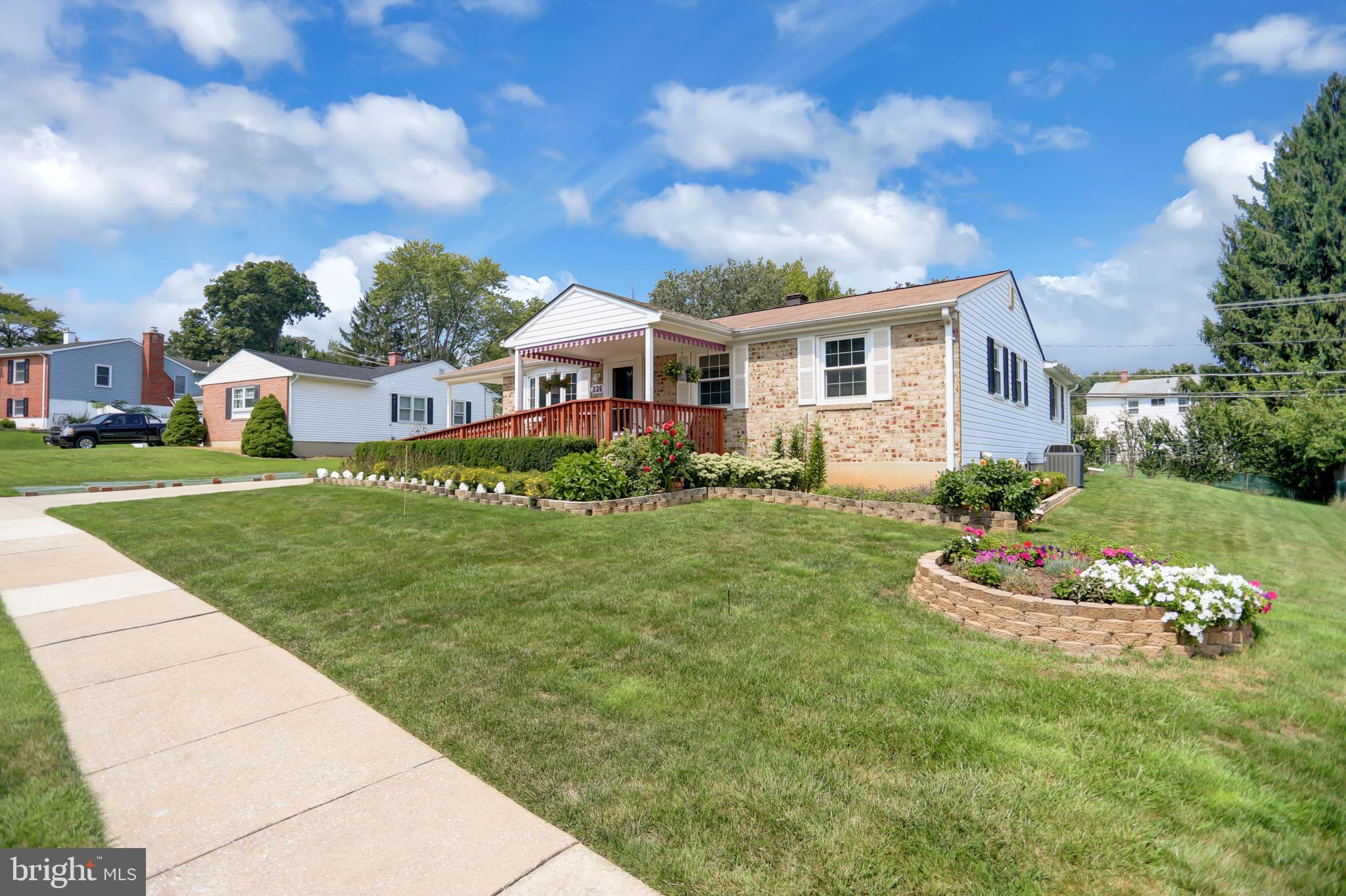 226 Northway Road Reisterstown, MD 21136 - Photo 3 of 47 Beautiful yard