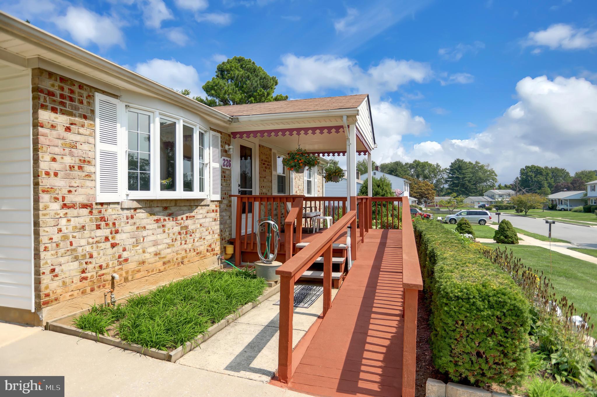 226 Northway Road Reisterstown, MD 21136 - Photo 4 of 47 Handicap accessible ramp to deck