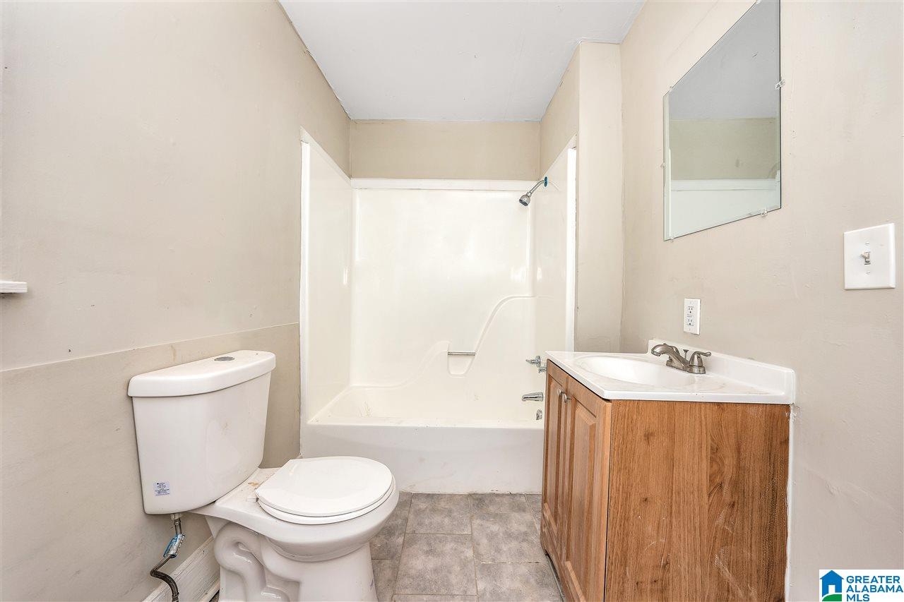 1002 D Street Jasper, AL 35501 - Photo 7 of 23