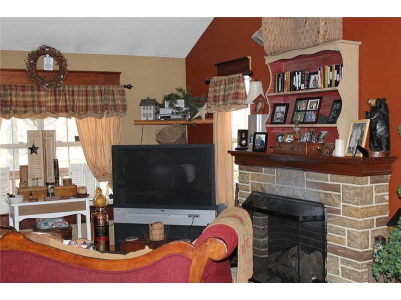 6085 North Stinson Road Morgantown, IN 46160 - Photo 3 of 23 Gallery Image 3