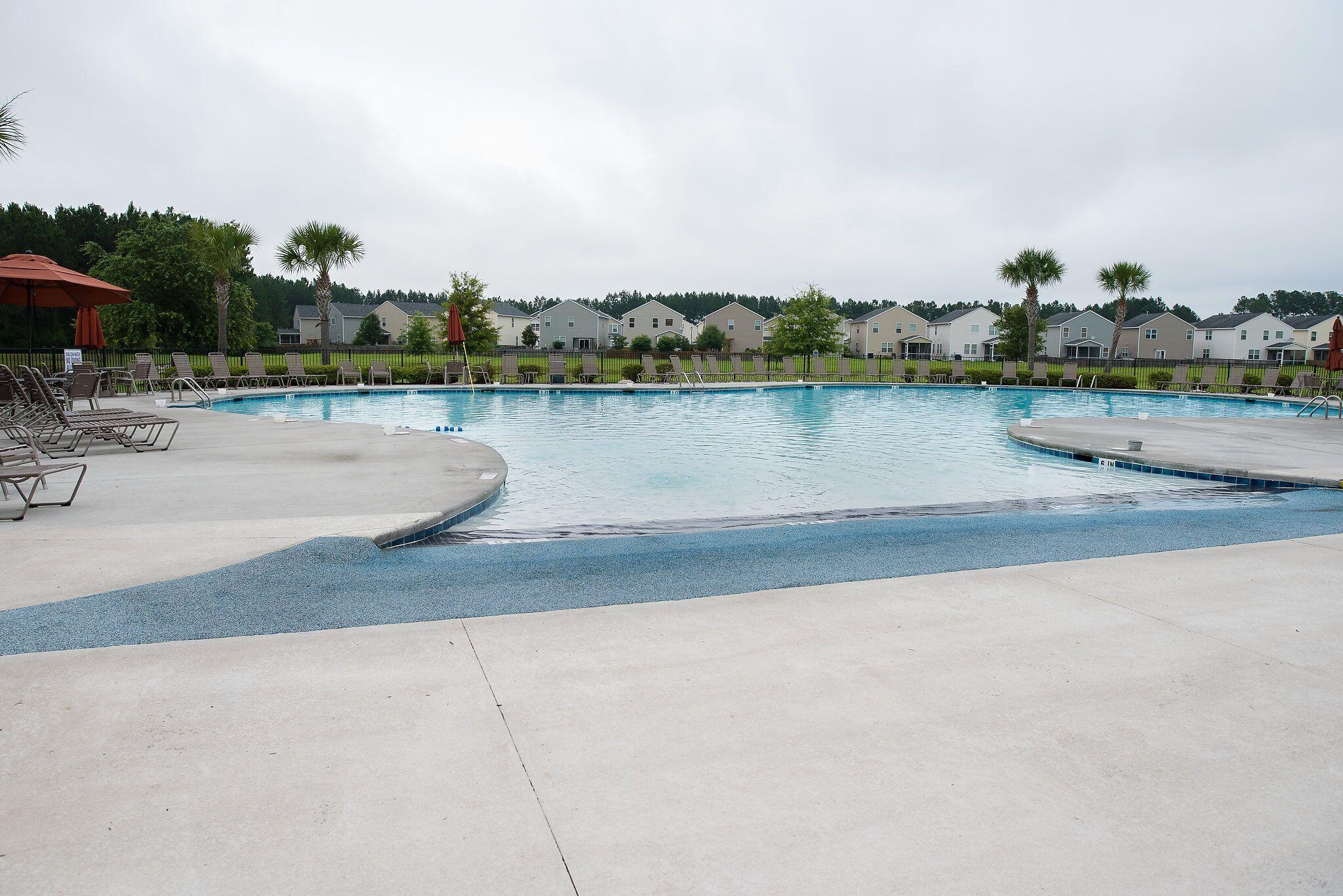341 Deep River Road Summerville, SC 29486 - Photo 30 of 43 Pool
