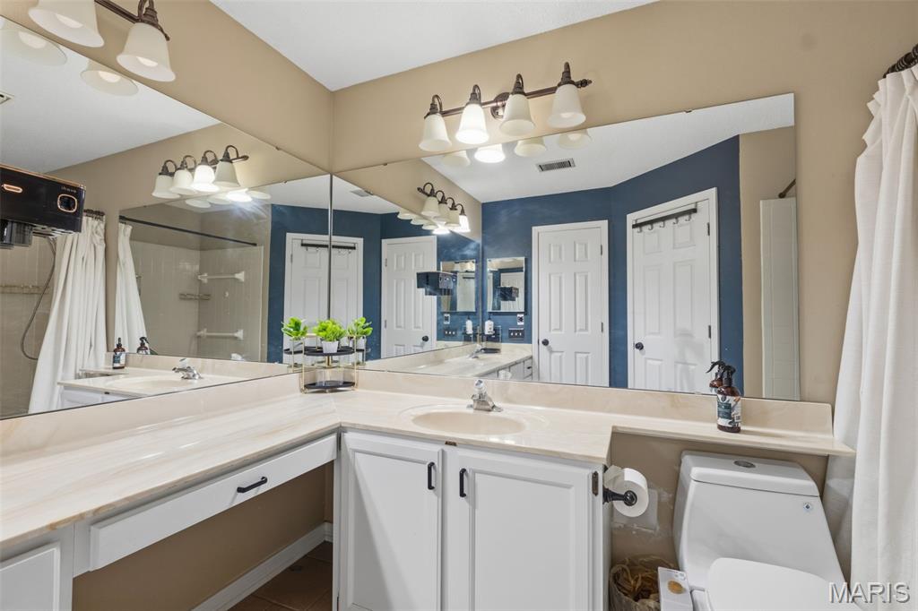 704 Hemingway Lane, Unit E Weldon Spring, MO 63304 - Photo 19 of 66
