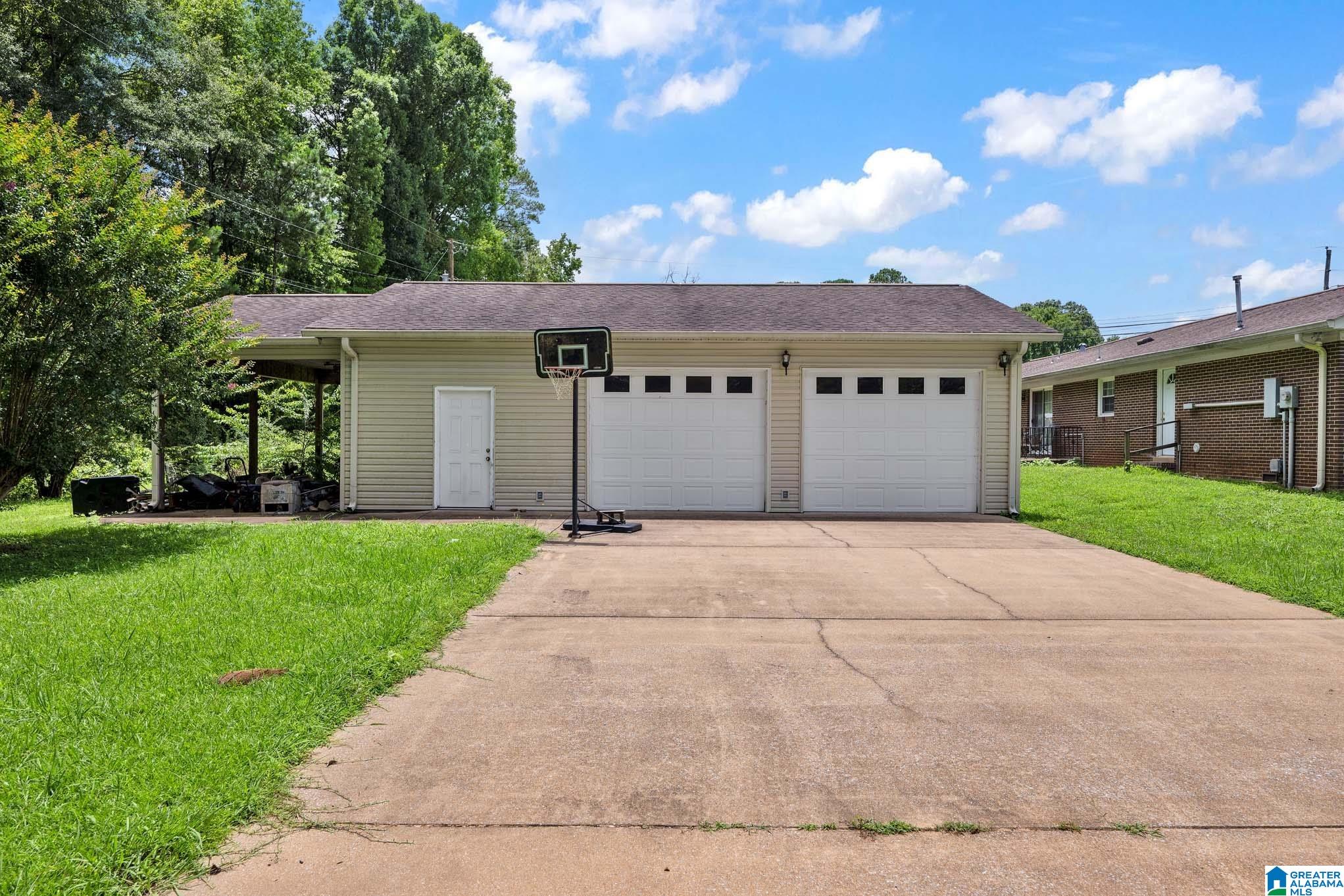 700 Generose Street Sylacauga, AL 35151 - Photo 23 of 34