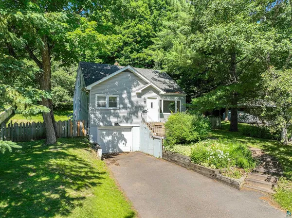 $260,000 | 1319 Brainerd Avenue, Duluth, MN 55811