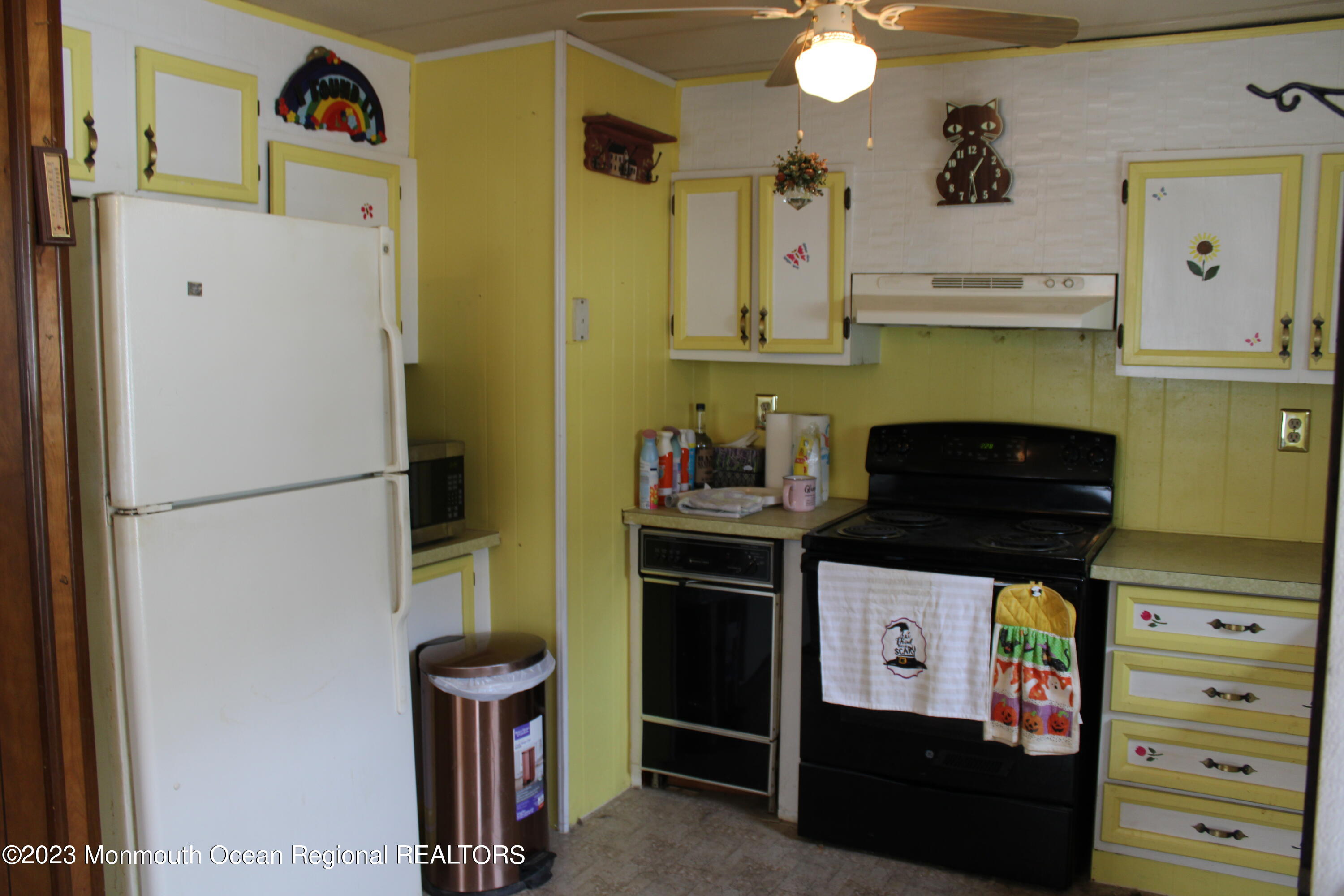 51 Beaver Whiting, NJ 08759 - Photo 5 of 39 IMG_1406