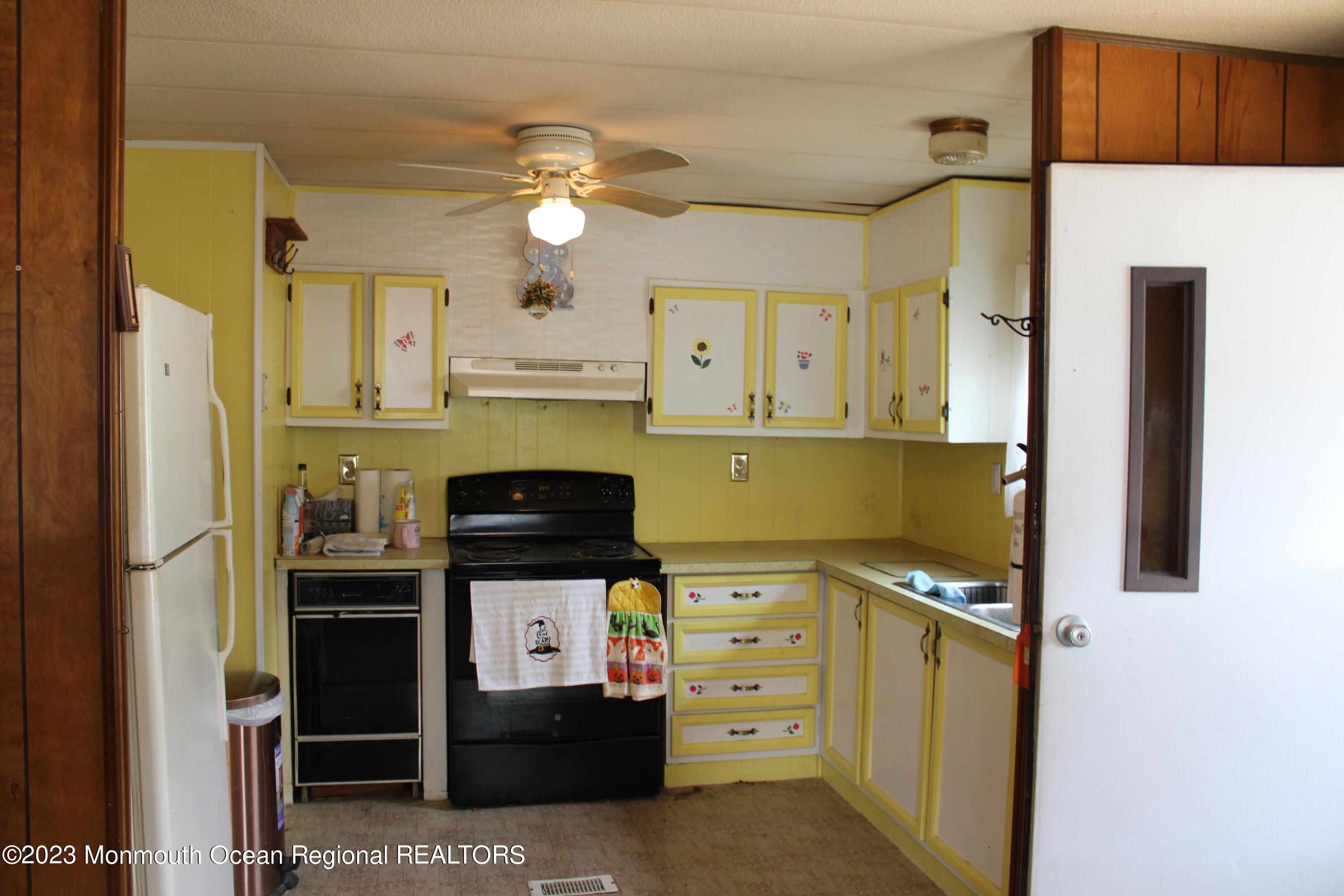 51 Beaver Whiting, NJ 08759 - Photo 7 of 39 IMG_1402