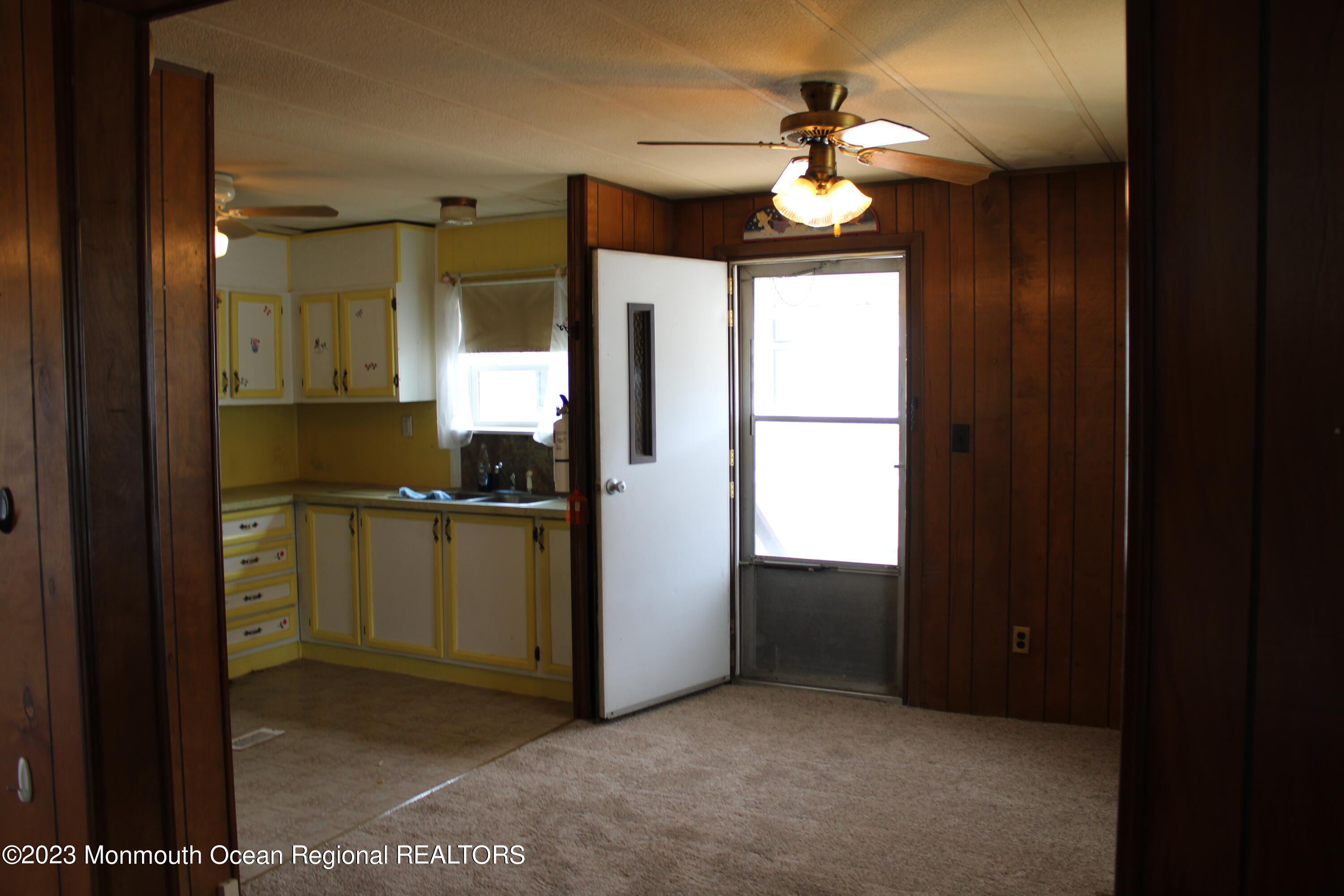 51 Beaver Whiting, NJ 08759 - Photo 8 of 39 IMG_1403