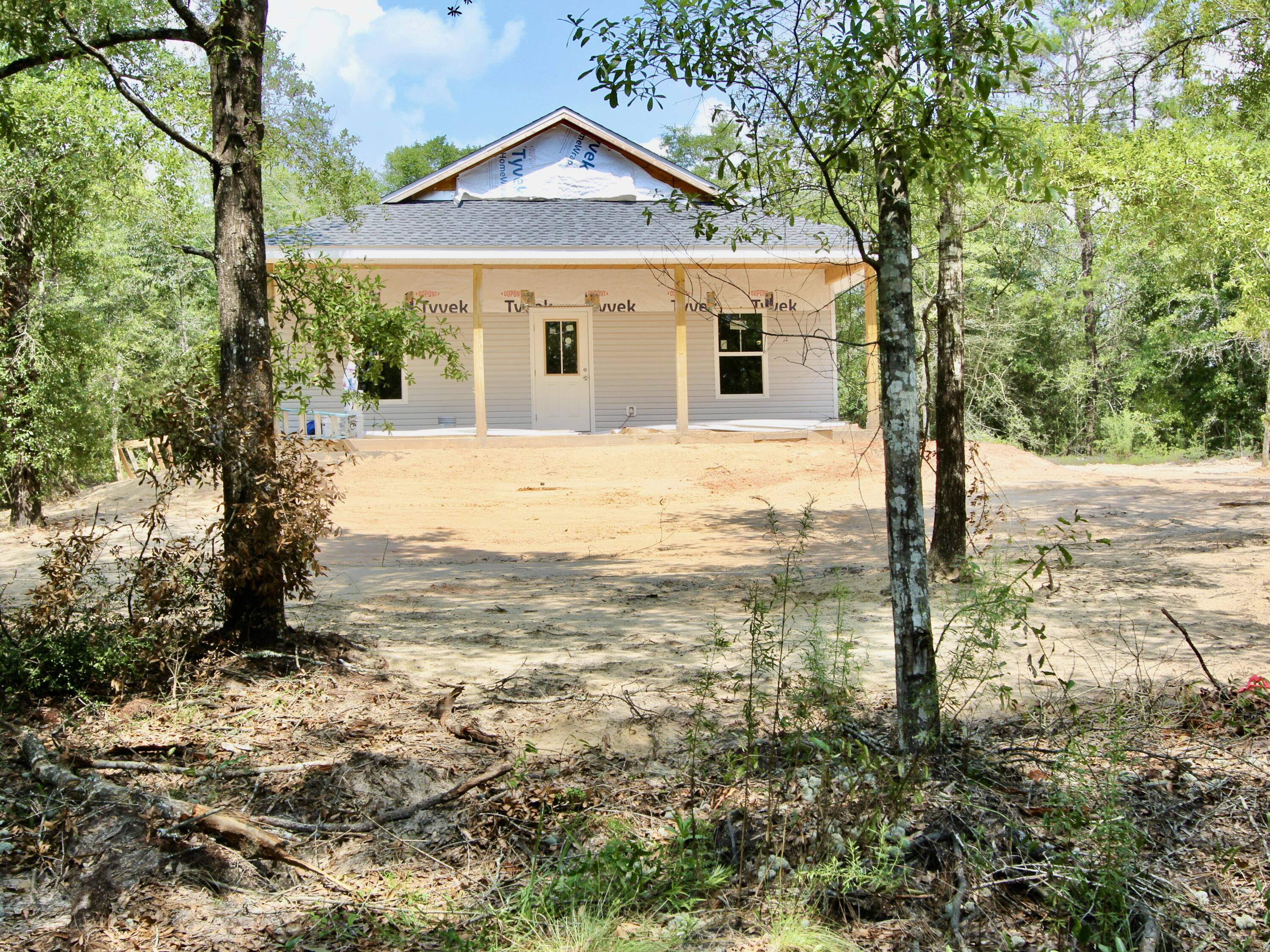 376 West Michaelangelo Road DeFuniak Springs, FL 32433 - Photo 2 of 28 IMG_8413