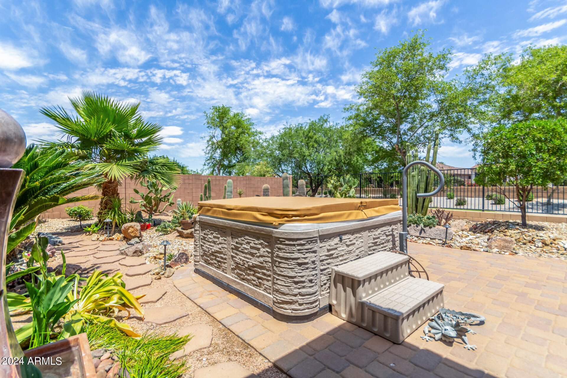 17858 West Verdin Road Goodyear, AZ 85338 - Photo 31 of 78 65 Jet Therapy Spa