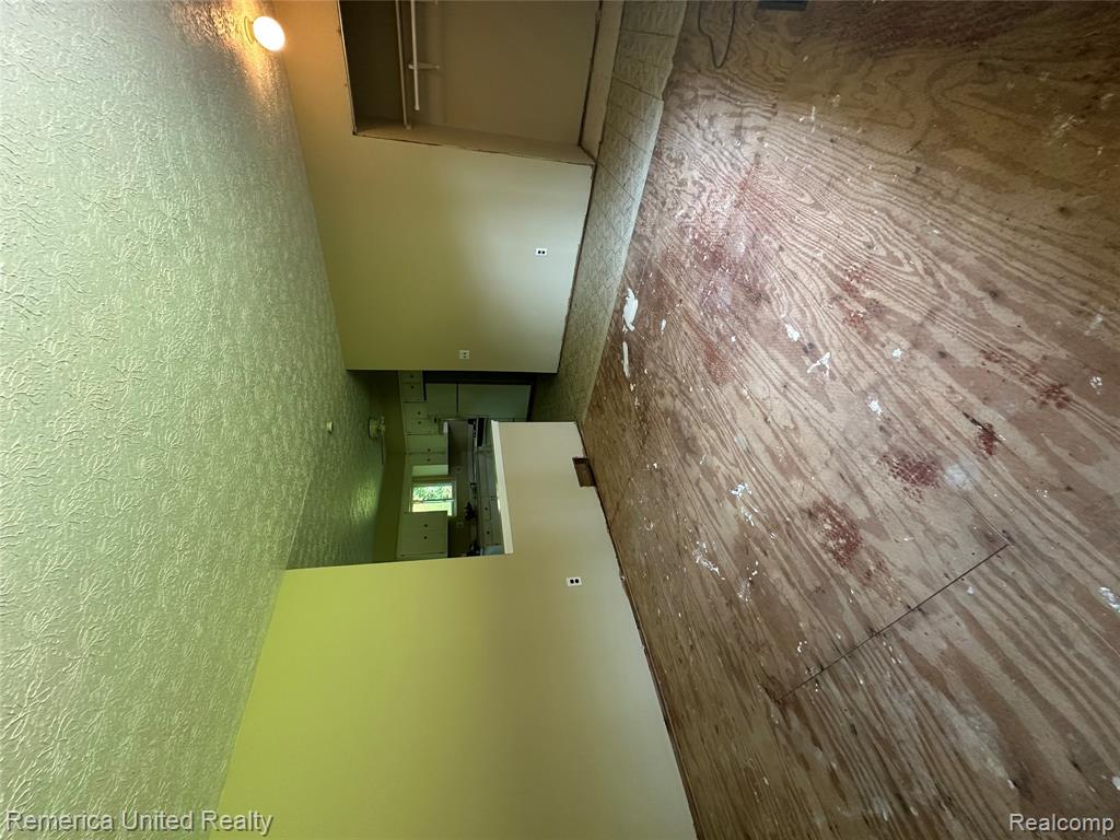 4550 West Allen Road Howell, MI 48855 - Photo 8 of 17