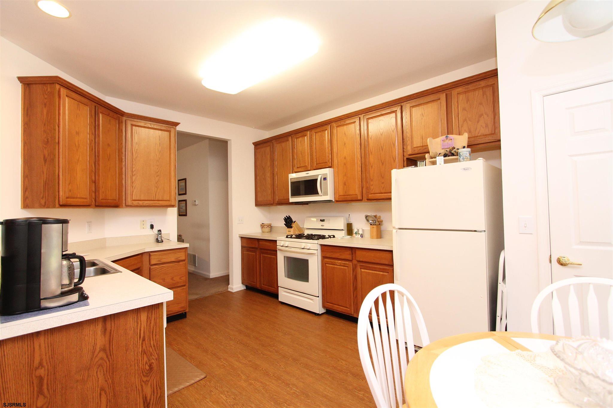 6 Northampton Road Galloway Township, NJ 08205 - Photo 9 of 27 Gallery Image 9