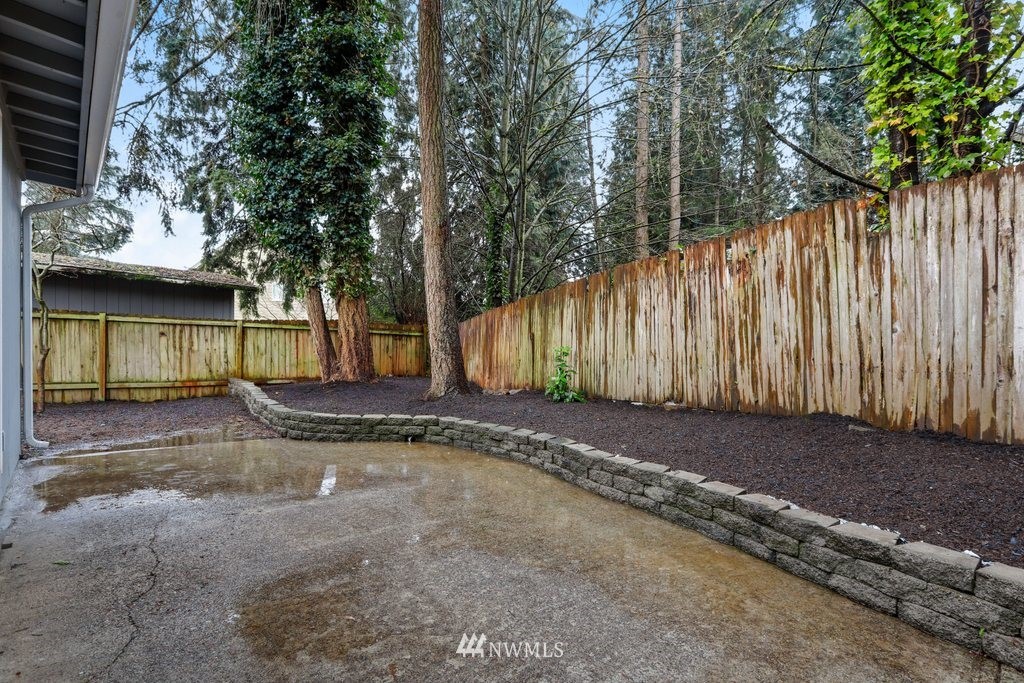 19906 Filbert Drive Bothell, WA 98012 - Photo 30 of 33