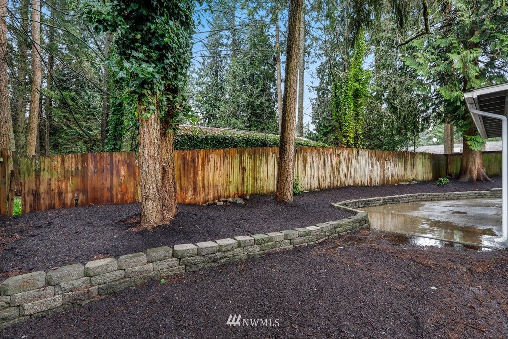 19906 Filbert Drive Bothell, WA 98012 - Photo 31 of 33