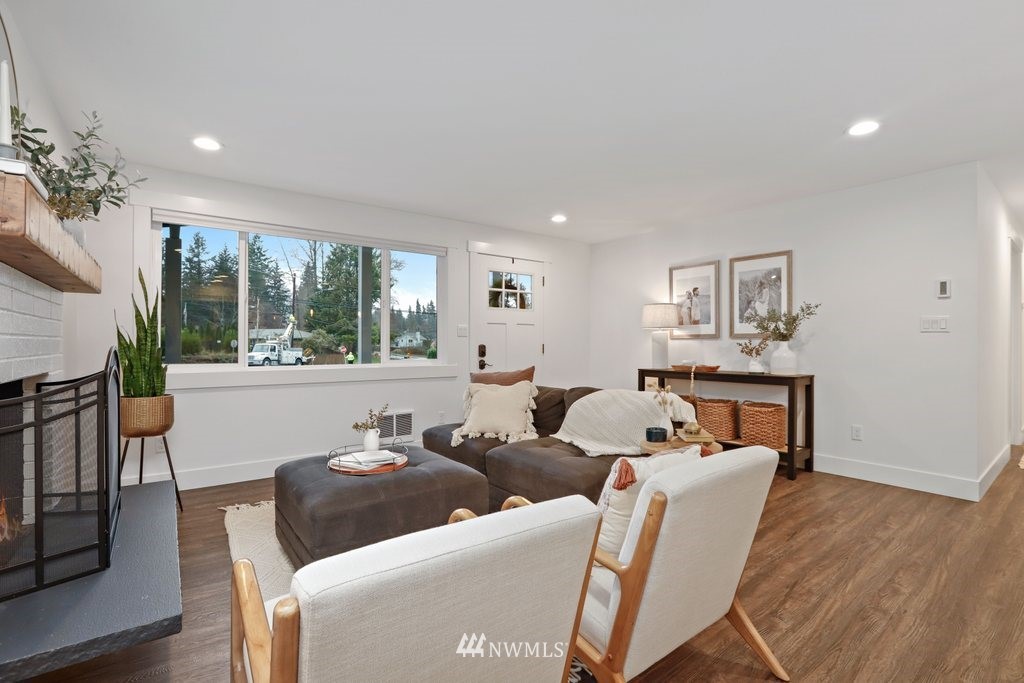 19906 Filbert Drive Bothell, WA 98012 - Photo 6 of 33