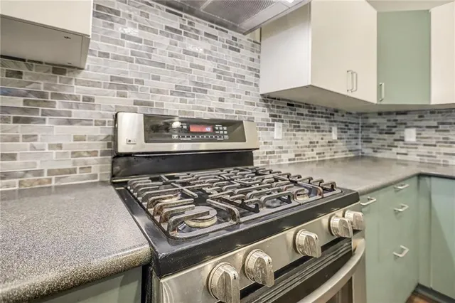 a close view of stove