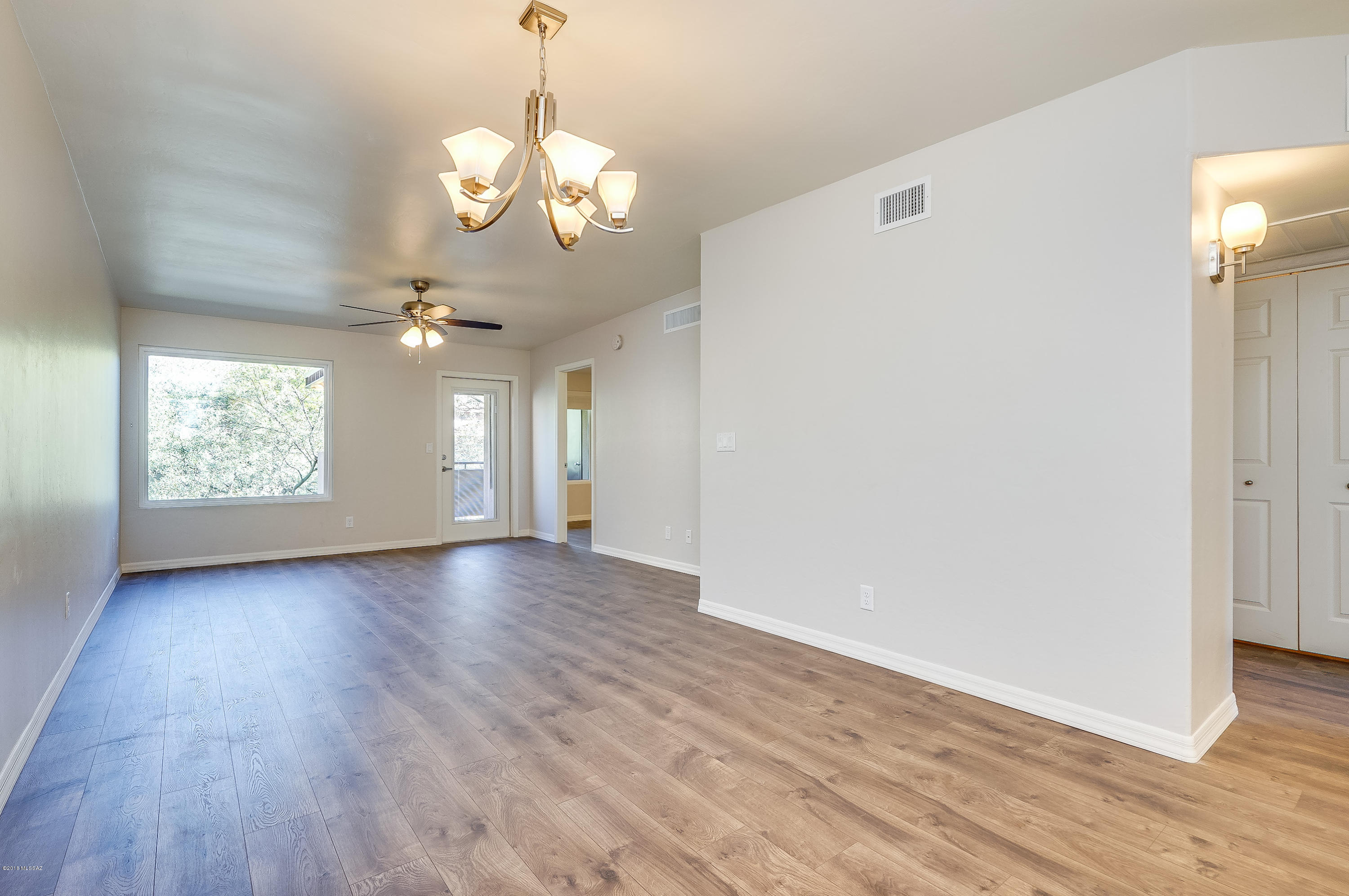 5800 North Kolb Road, Unit 1204 Tucson, AZ 85750 - Photo 4 of 20 Gallery Image 4
