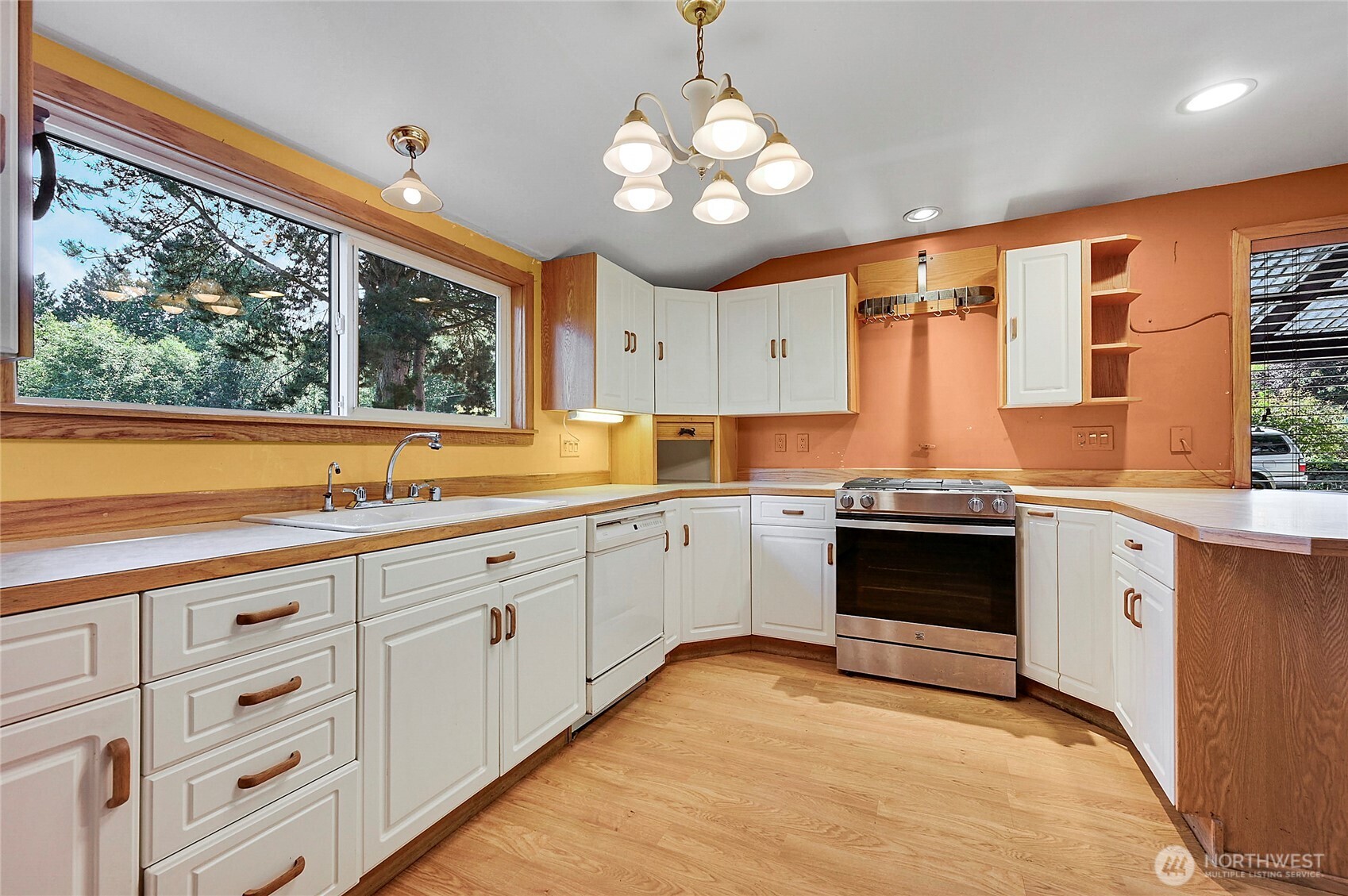 371 East Price Street Port Hadlock, WA 98339 - Photo 6 of 39