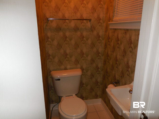 5329 Colonial Circle South Mobile, AL 36618 - Photo 11 of 16