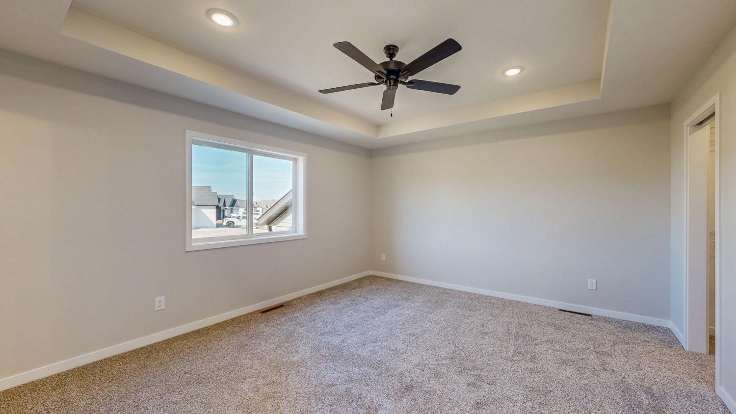 251 Stonelake Drive Southeast Rochester, MN 55904 - Photo 12 of 36