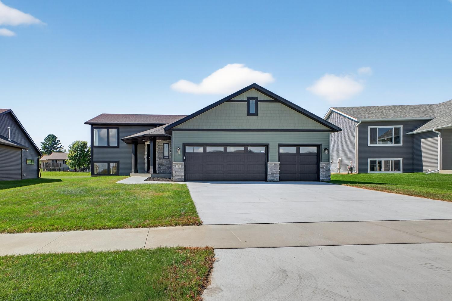 251 Stonelake Drive Southeast Rochester, MN 55904 - Photo 31 of 36