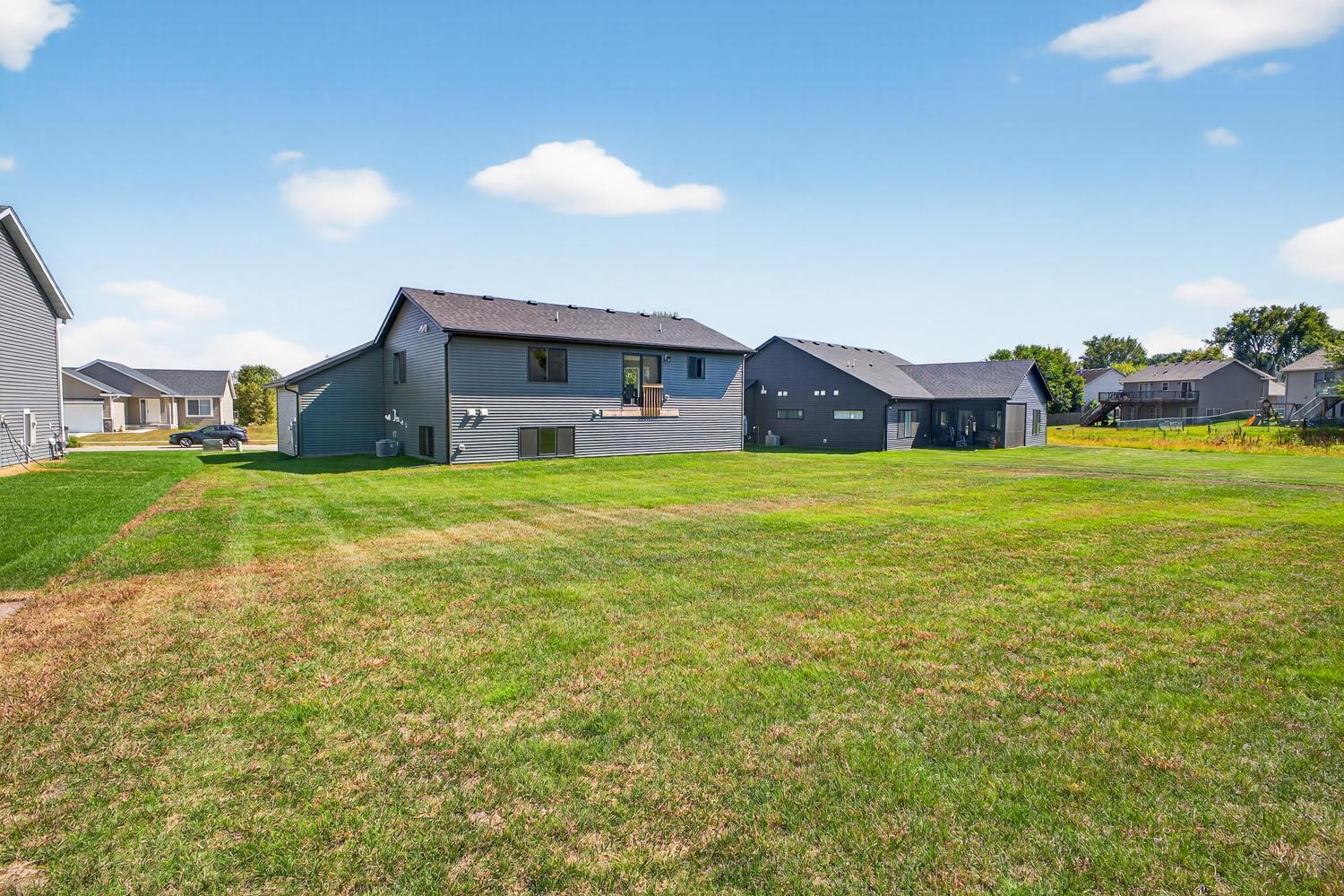 251 Stonelake Drive Southeast Rochester, MN 55904 - Photo 35 of 36