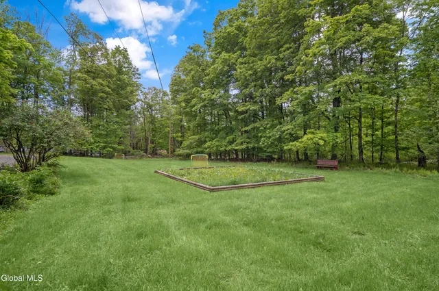 $349,900 | 633 Moore Hill Road, Stephentown, NY 12168