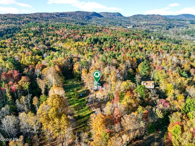 $349,900 | 633 Moore Hill Road, Stephentown, NY 12168