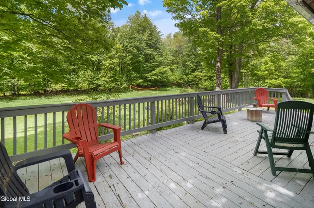 $349,900 | 633 Moore Hill Road, Stephentown, NY 12168