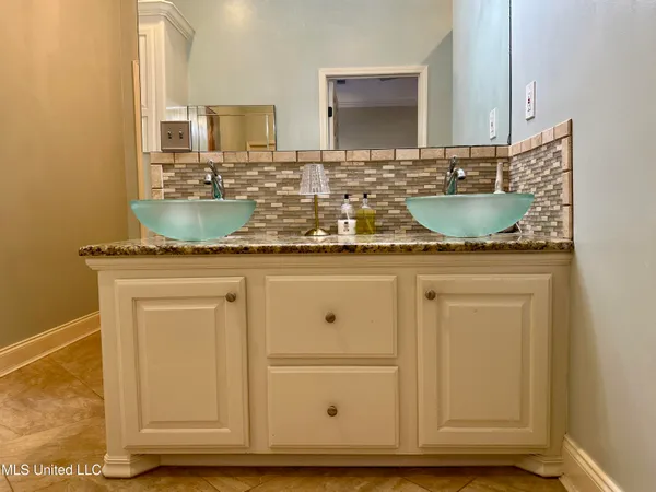 $865,000 | 88 Bozeman-Paine Circle, Madison, MS 39110