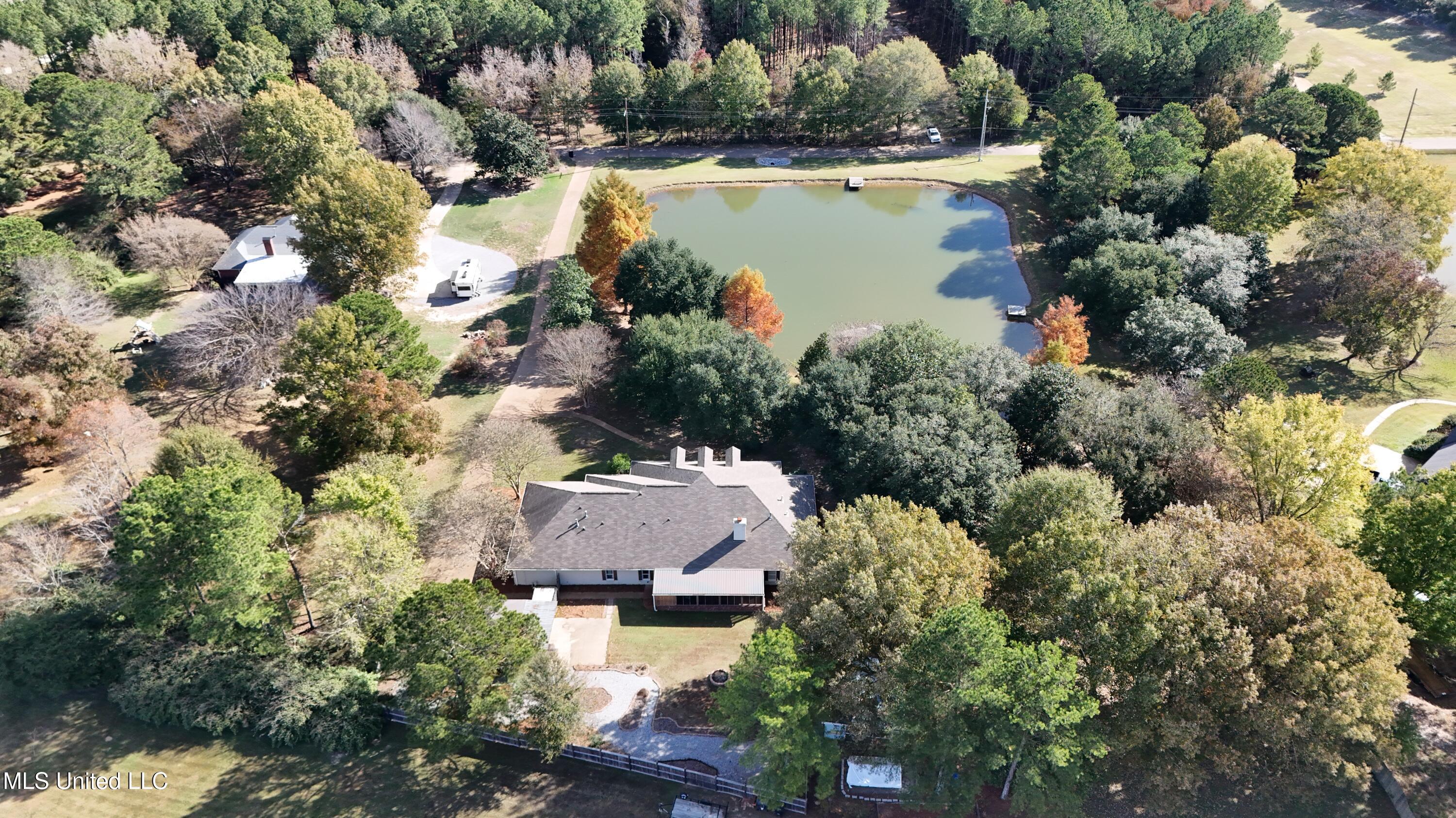 88 Bozeman-Paine Circle Madison, MS 39110 - Photo 90 of 105 dji_fly_20251112_100026_0450_17629869378
