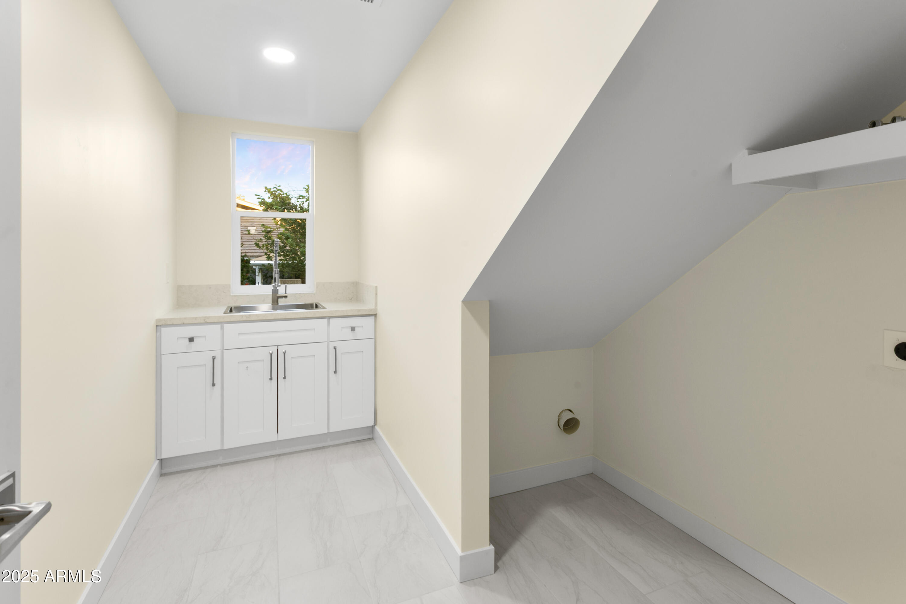 2273 East Clinton Street Phoenix, AZ 85028 - Photo 20 of 30 a view of a storage & utility room