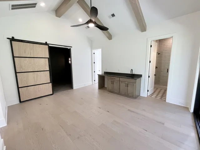 an empty room with an empty space