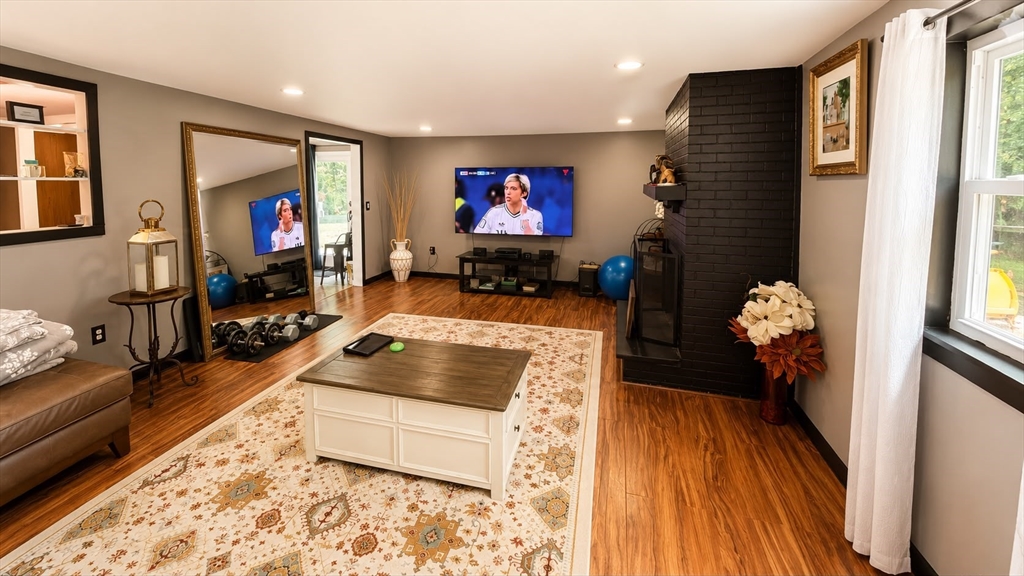 19 Porter Road Bellingham, MA 02019 - Photo 5 of 20