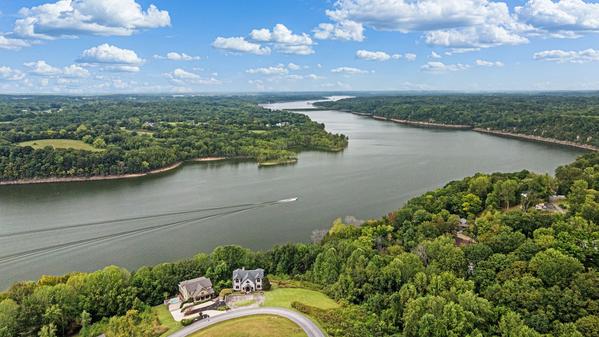 9 Eagle Point Drive Austin, KY 42123 - Photo 3 of 20