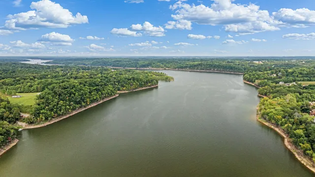 $325,000 | 9 Eagle Point Drive, Austin, KY 42123