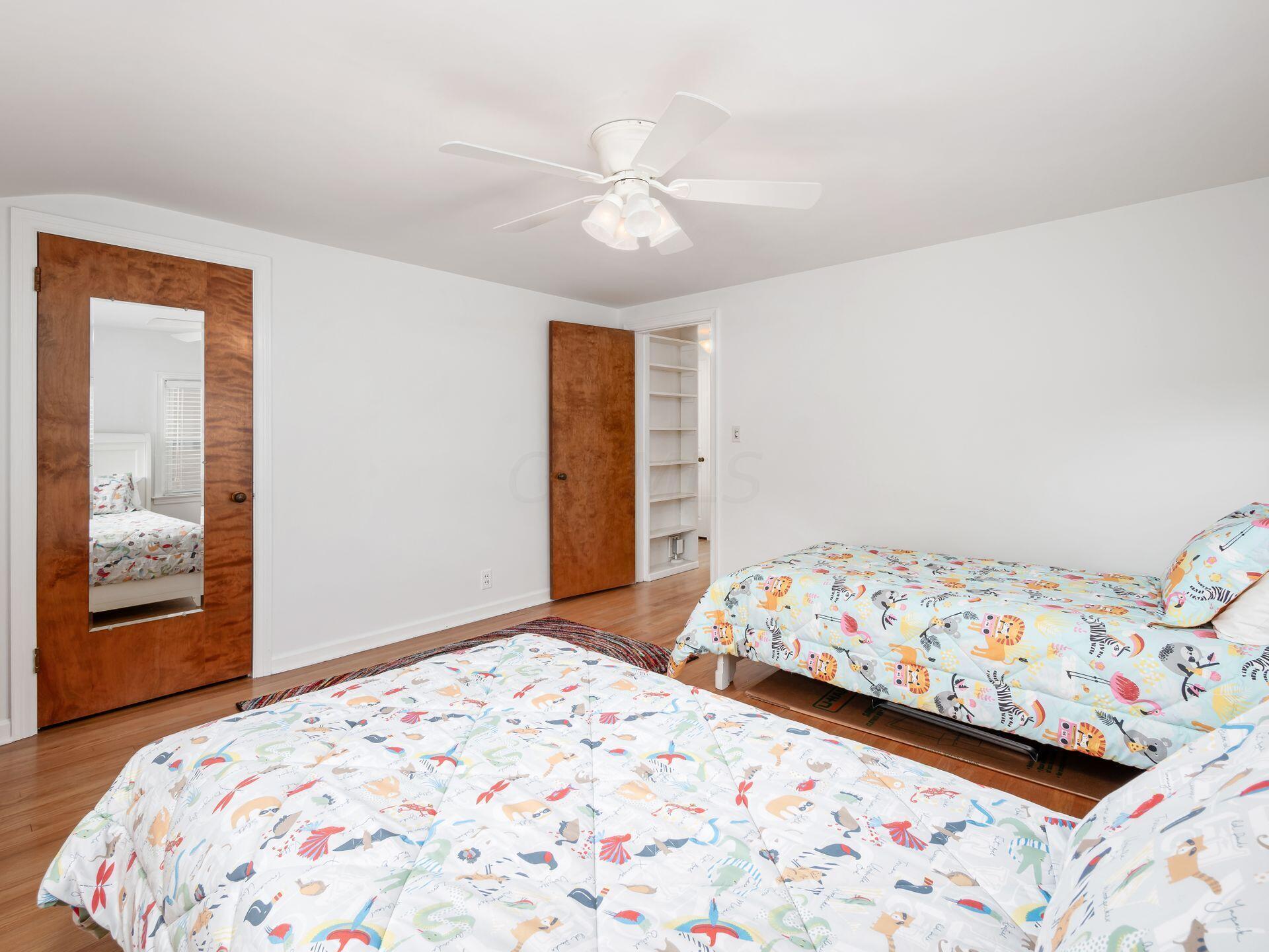 196 East Beaumont Road Columbus, OH 43214 - Photo 20 of 49 Bedroom 3