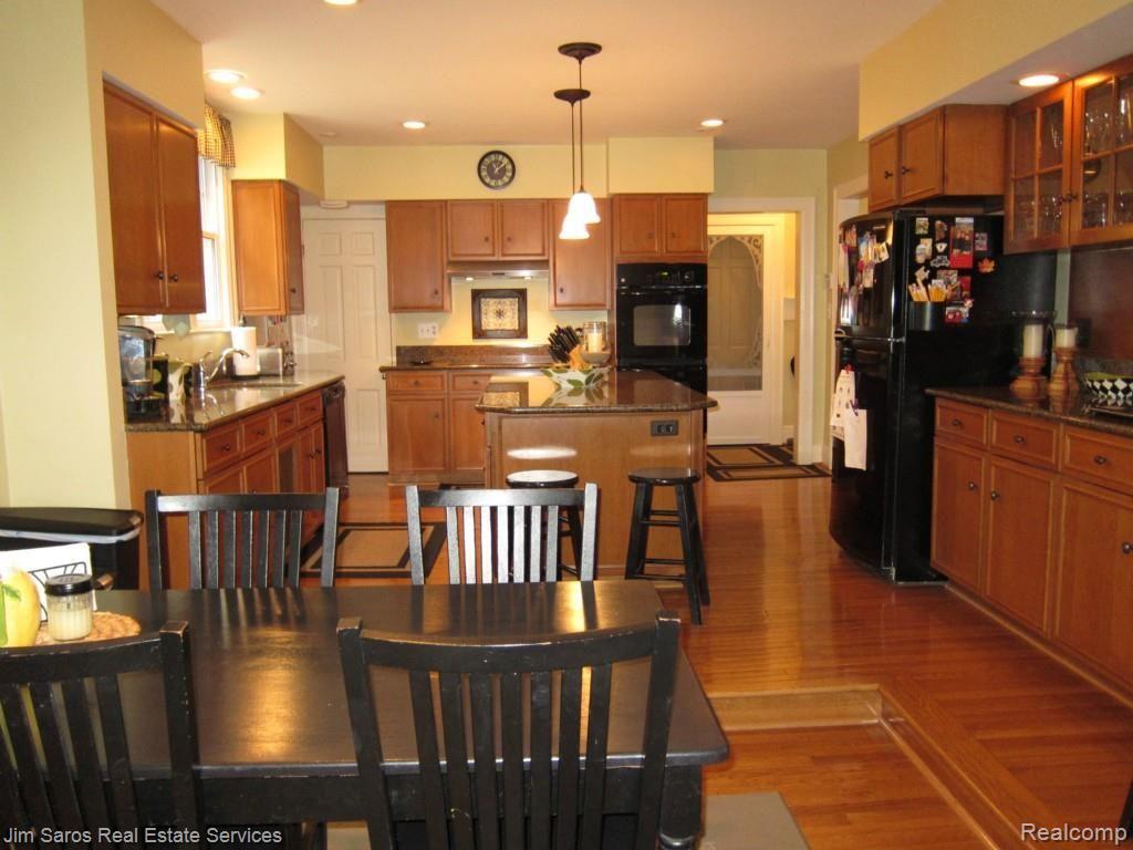 478 Lincoln Road Grosse Pointe, MI 48230 - Photo 7 of 26 IMG_1812.jpg
