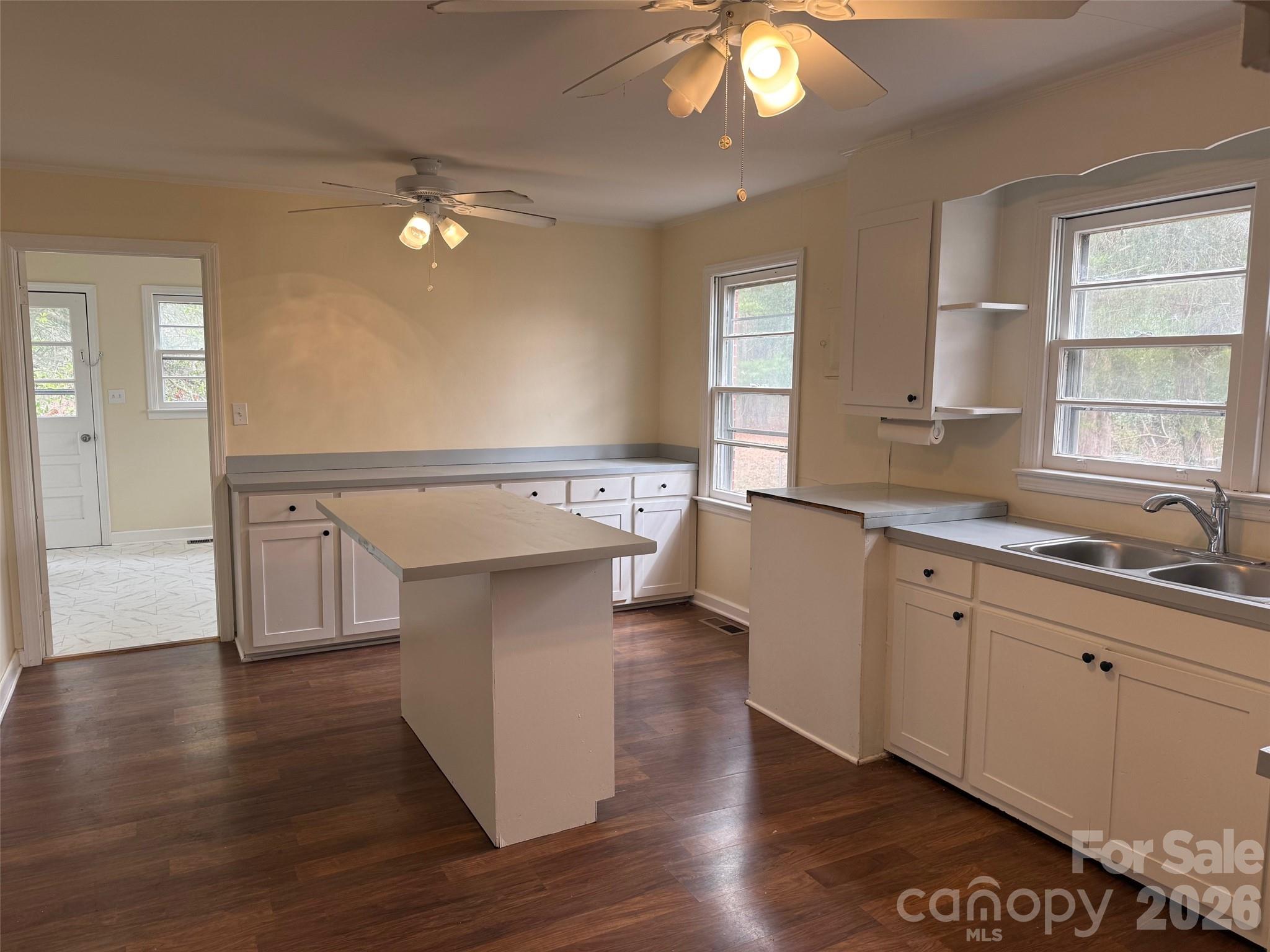 292 Youngs Bend Road Kershaw, SC 29067 - Photo 7 of 18 a spacious bathroom with a sink a large mirror and vanity