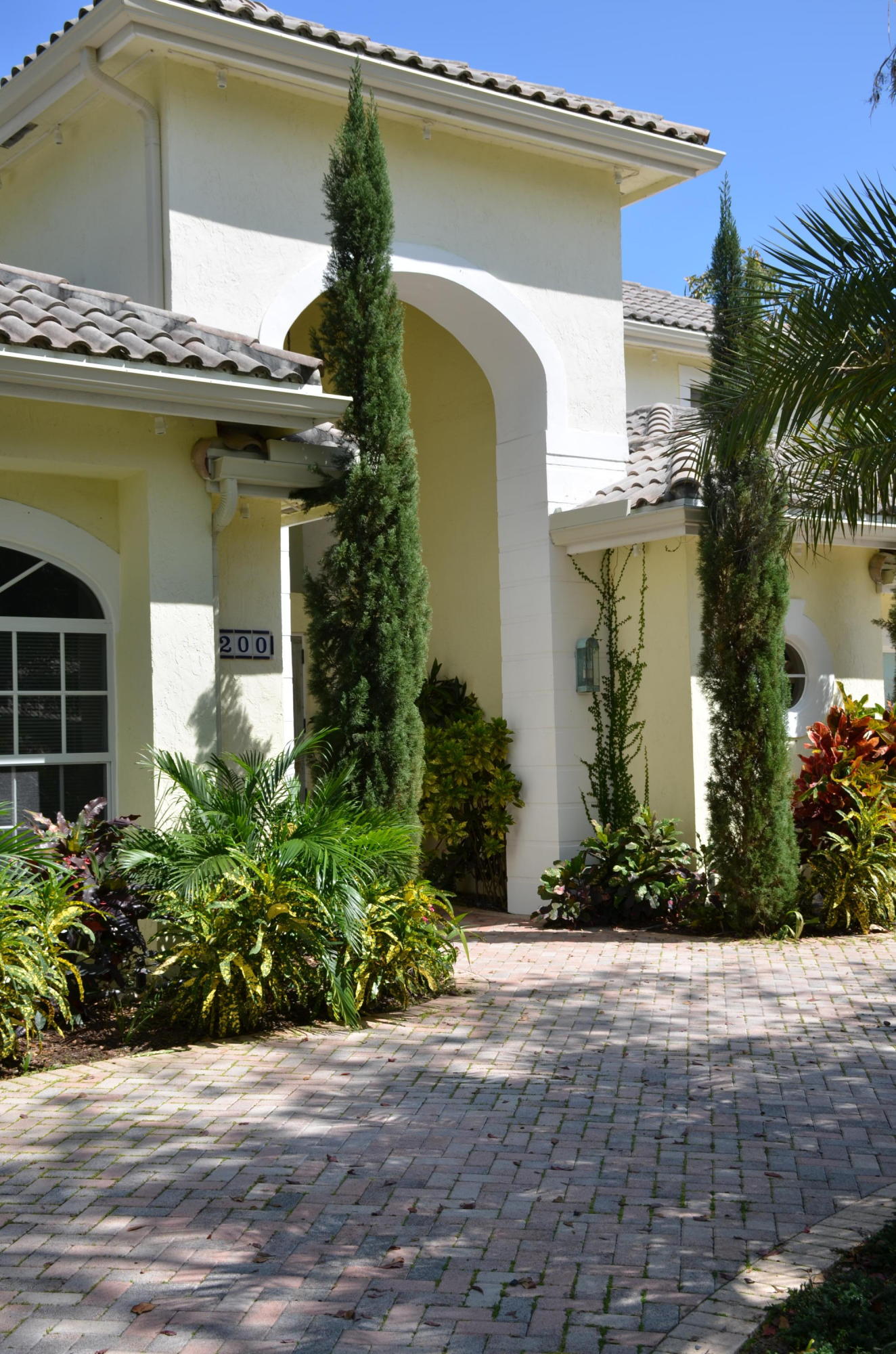 1200 Parkside Avenue Boca Raton, FL 33486 - Photo 3 of 33 a view of a house with a patio