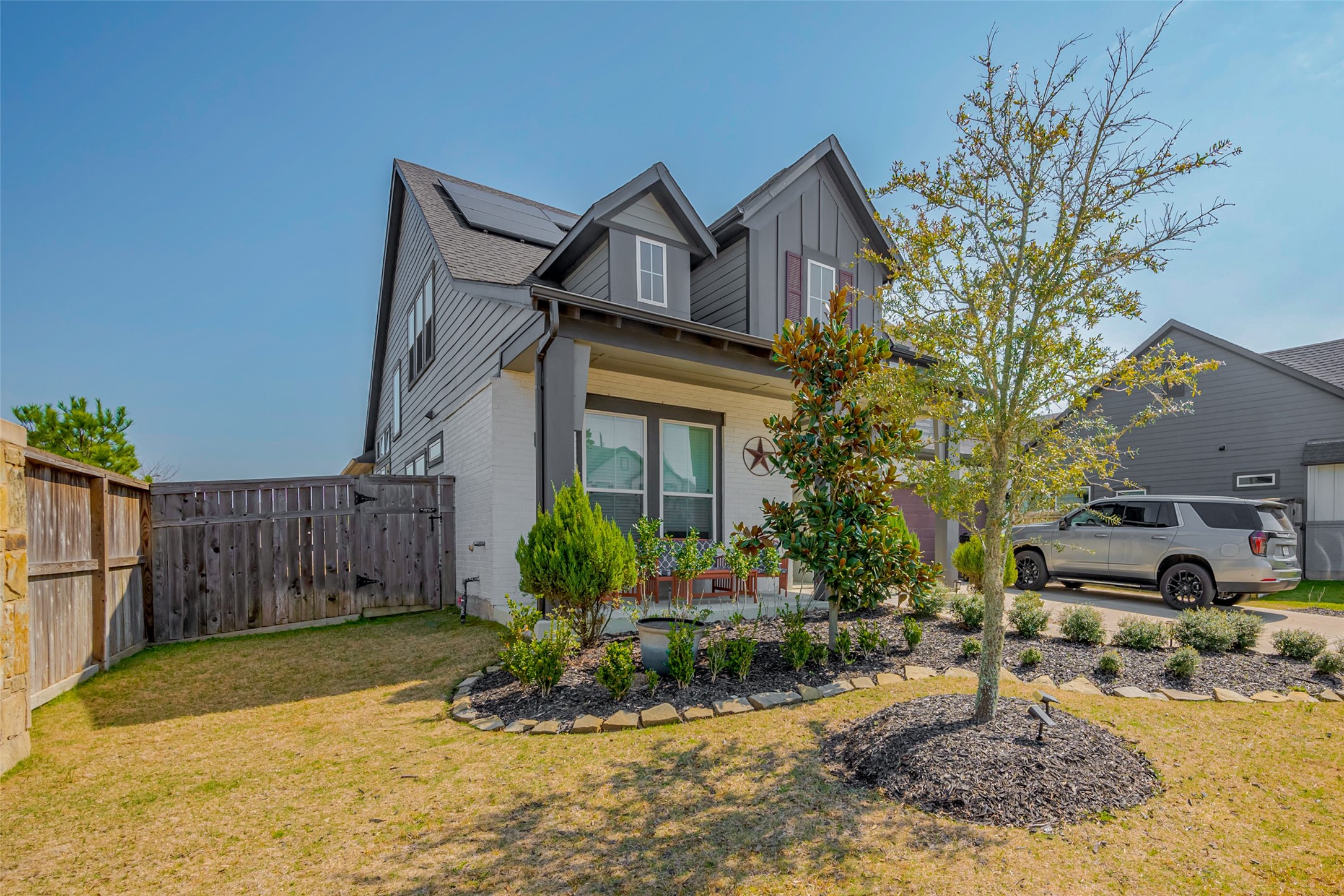 4607 Cold Stream Court Fulshear, TX 77441 - Photo 2 of 32