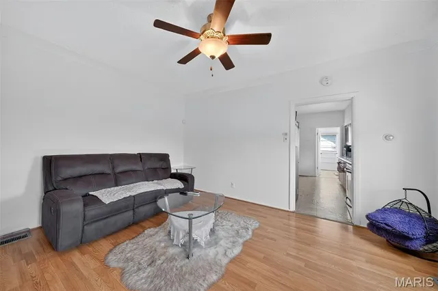 $249,900 | 7254 Gravois Avenue, St. Louis, MO 63116