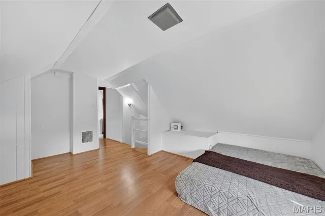 $249,900 | 7254 Gravois Avenue, St. Louis, MO 63116