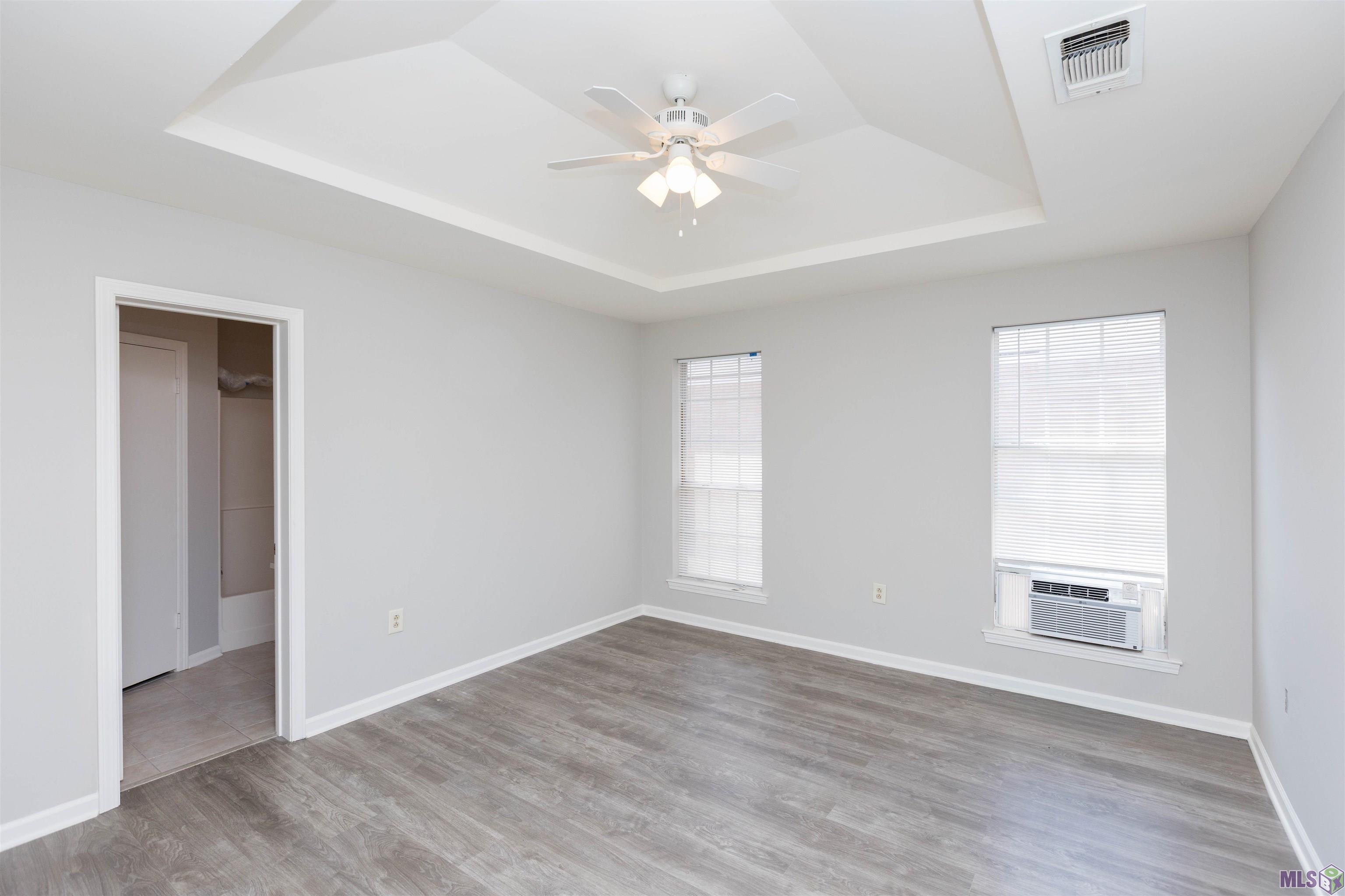 1833 Myrtle Ridge Drive Baton Rouge, LA 70816 - Photo 8 of 25 Gallery Image 8
