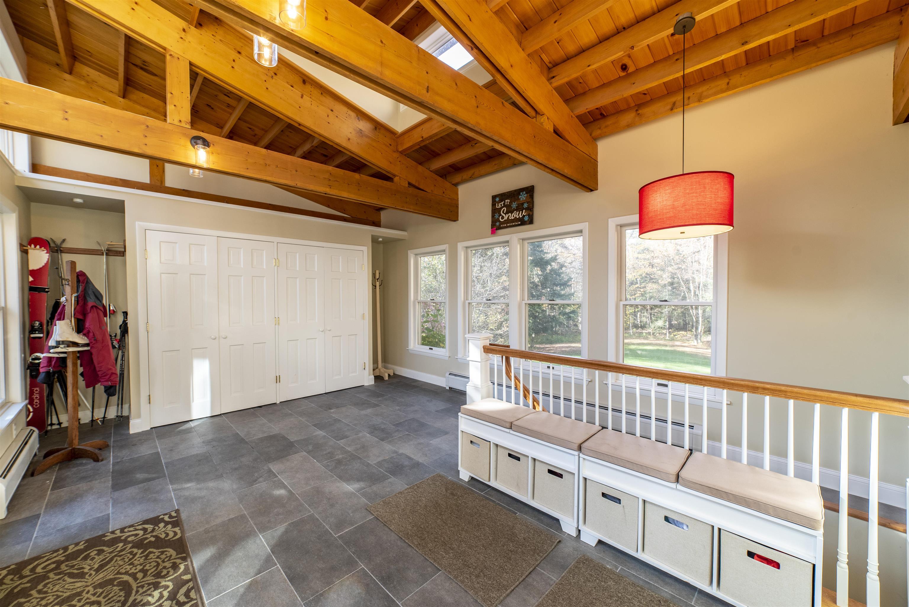 11 Stone Brook Road Wilmington, VT 05363 - Photo 3 of 30 Gallery Image 3