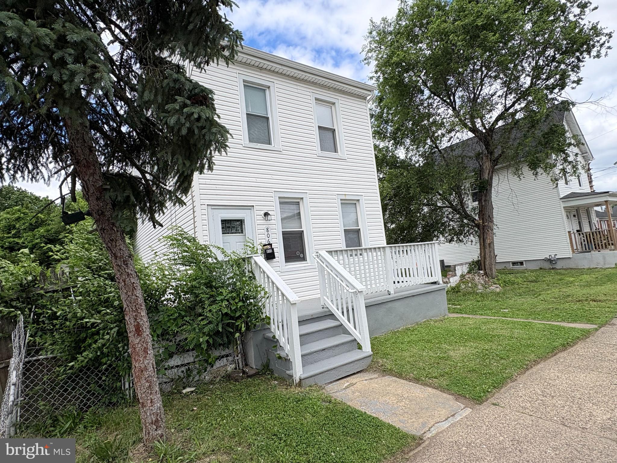 806 High Street Burlington, NJ 08016 - Photo 9 of 16