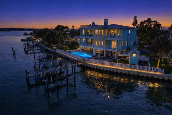 a view of an ocean view