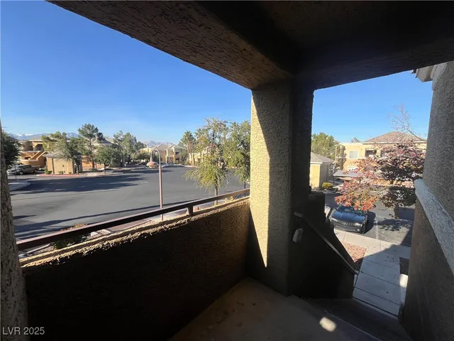 $1,395 | 8070 West Russell Road, Unit 2004, Las Vegas, NV 89113