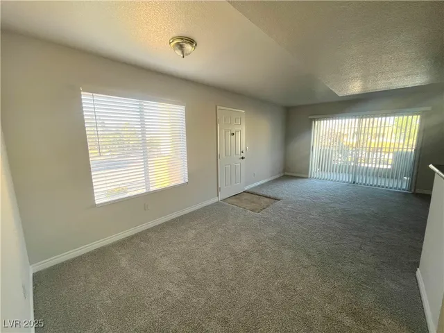 $1,395 | 8070 West Russell Road, Unit 2004, Las Vegas, NV 89113